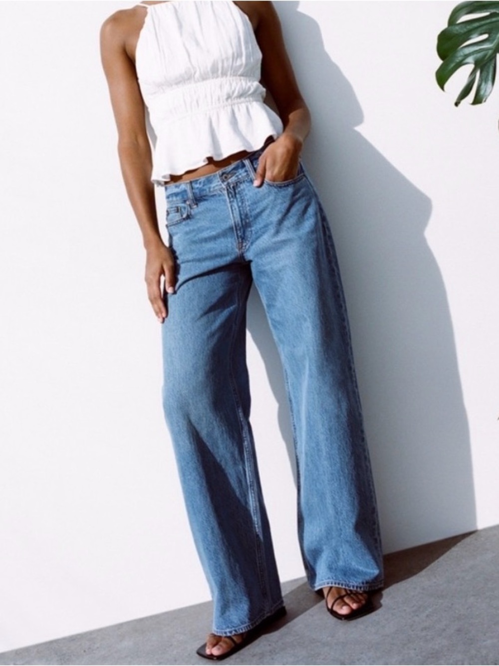 Abercrombie & Fitch Women’s Low Rise Ultra Loose Jean | Size 28